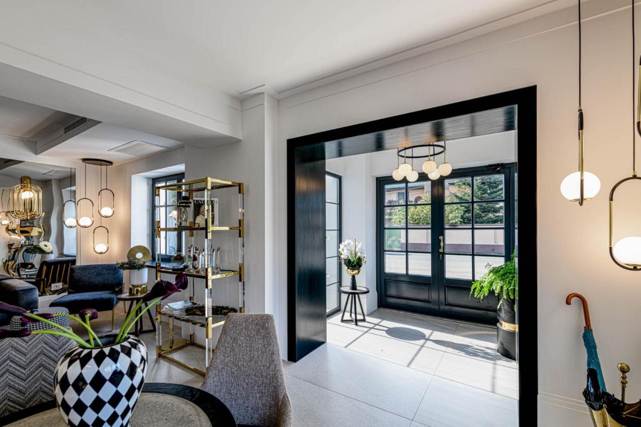 Hotel Boutique Donna Anna Giroc ภายนอก รูปภาพ