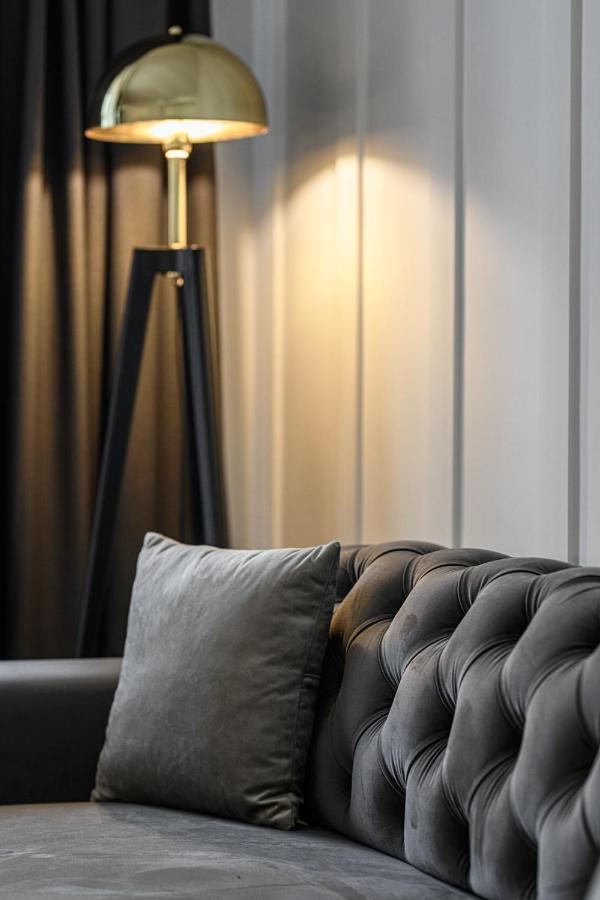 Hotel Boutique Donna Anna Giroc ภายนอก รูปภาพ