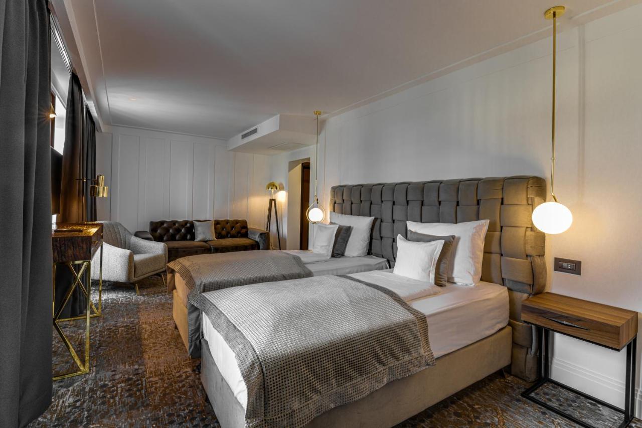 Hotel Boutique Donna Anna Giroc ภายนอก รูปภาพ