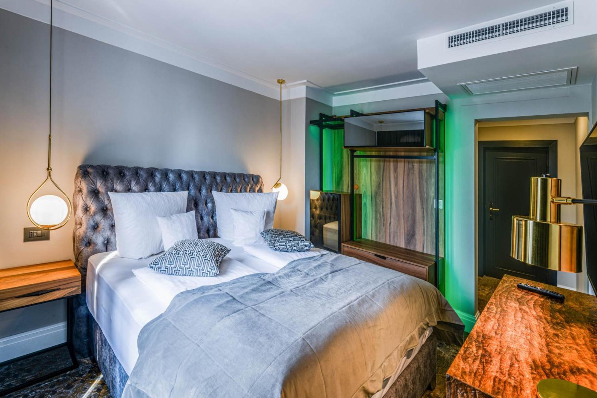 Hotel Boutique Donna Anna Giroc ภายนอก รูปภาพ